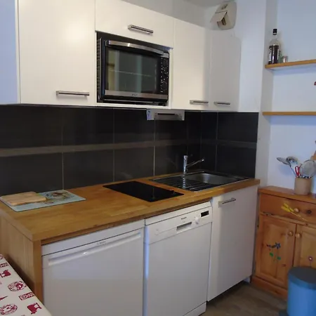 Résidence Melezets - Pour 4 Personnes Mae-5234 *